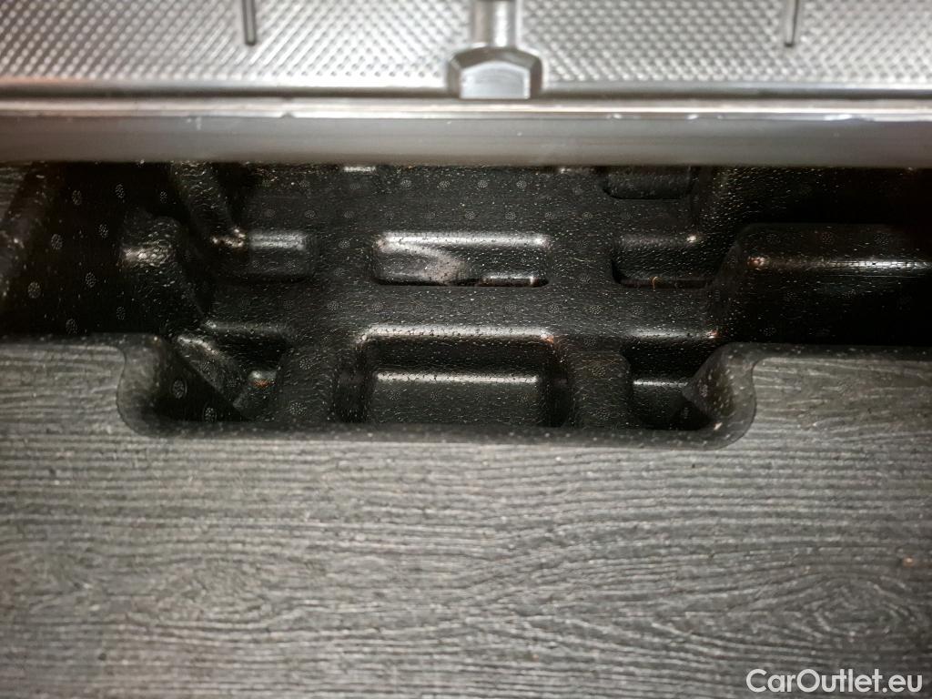  Hyundai  Tucson HYUNDAI  / 2020 / 5P / SUV 1.6 PHEV 265 HTRAC BUSINESS 4WD AUTO #42