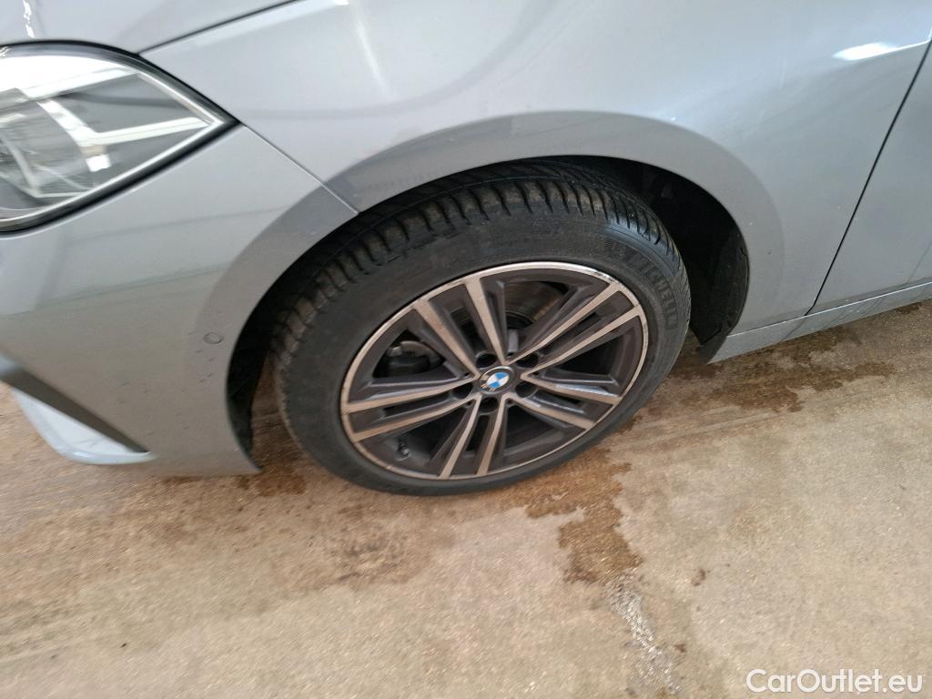  Bmw  Serie 1 BMW Série 1 / 2019 / 5P / Berline 116i DKG7 Business Design #23