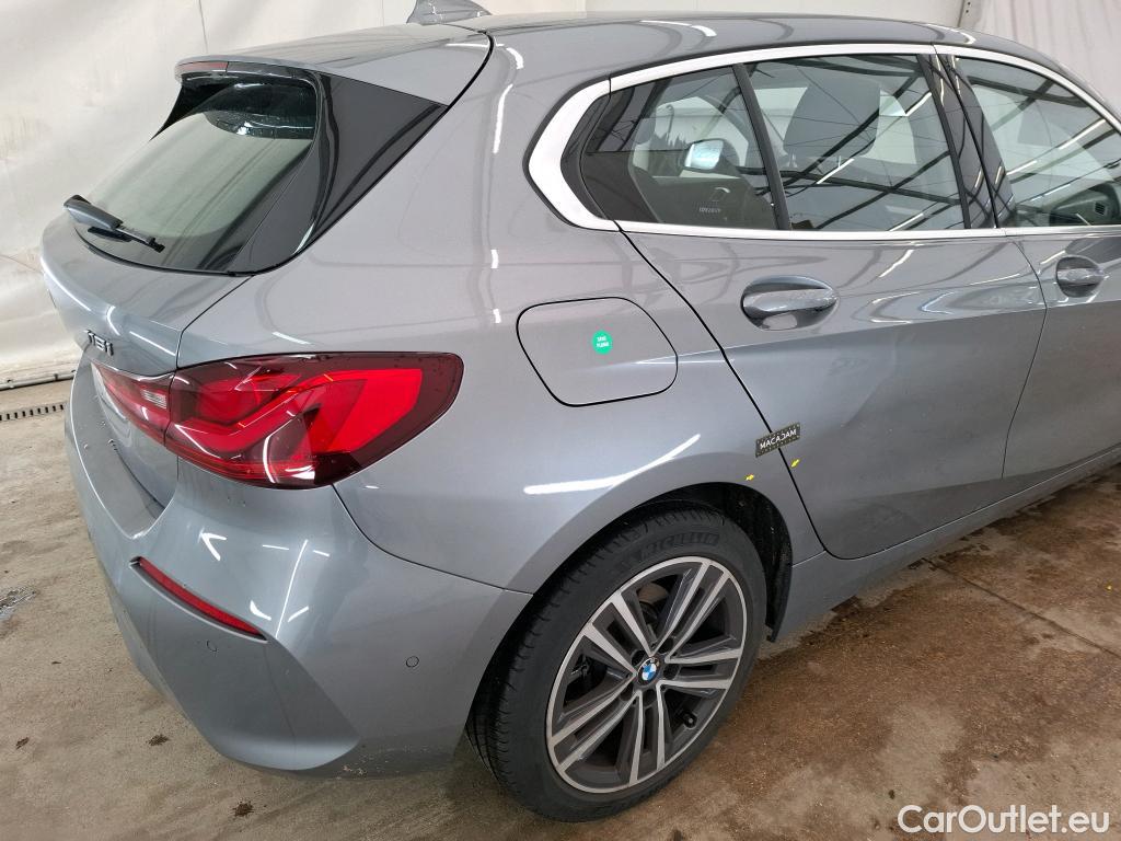  Bmw  Serie 1 BMW Série 1 / 2019 / 5P / Berline 116i DKG7 Business Design #4