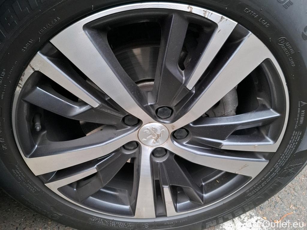  Peugeot  3008  Allure Business 1.2 PureTech 130CV BVA8 E6d #26