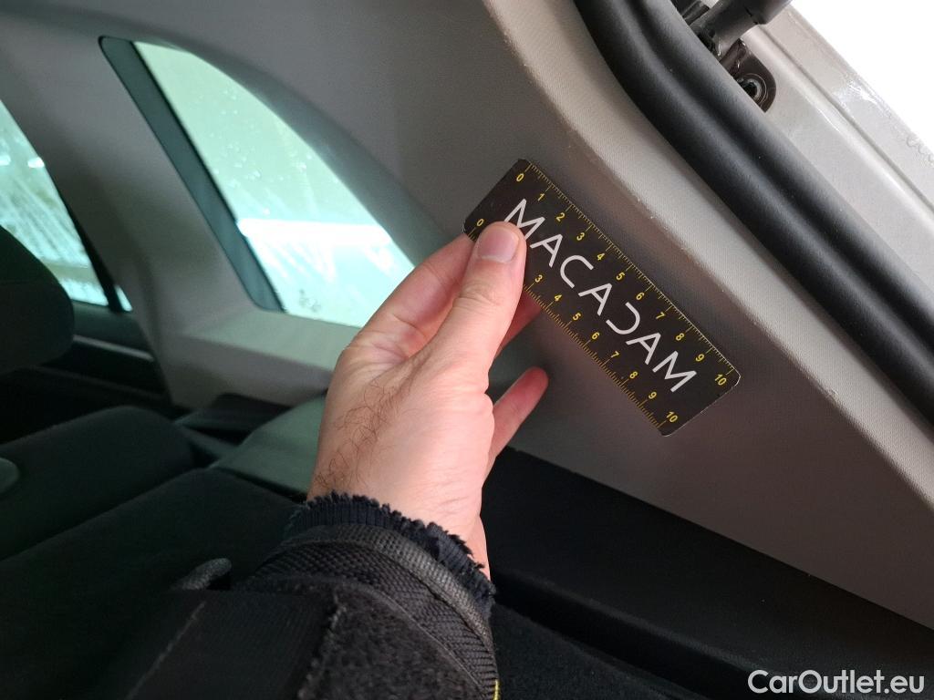  Volkswagen  Tiguan VOLKSWAGEN  / 2016 / 5P / SUV 1.5 TSI 150 EVO DSG7 Carat #20