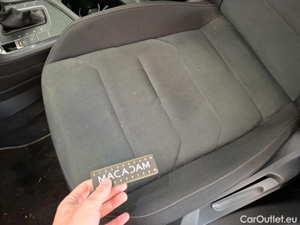  Volkswagen  Tiguan VOLKSWAGEN  / 2016 / 5P / SUV 1.5 TSI 150 EVO DSG7 Carat #28