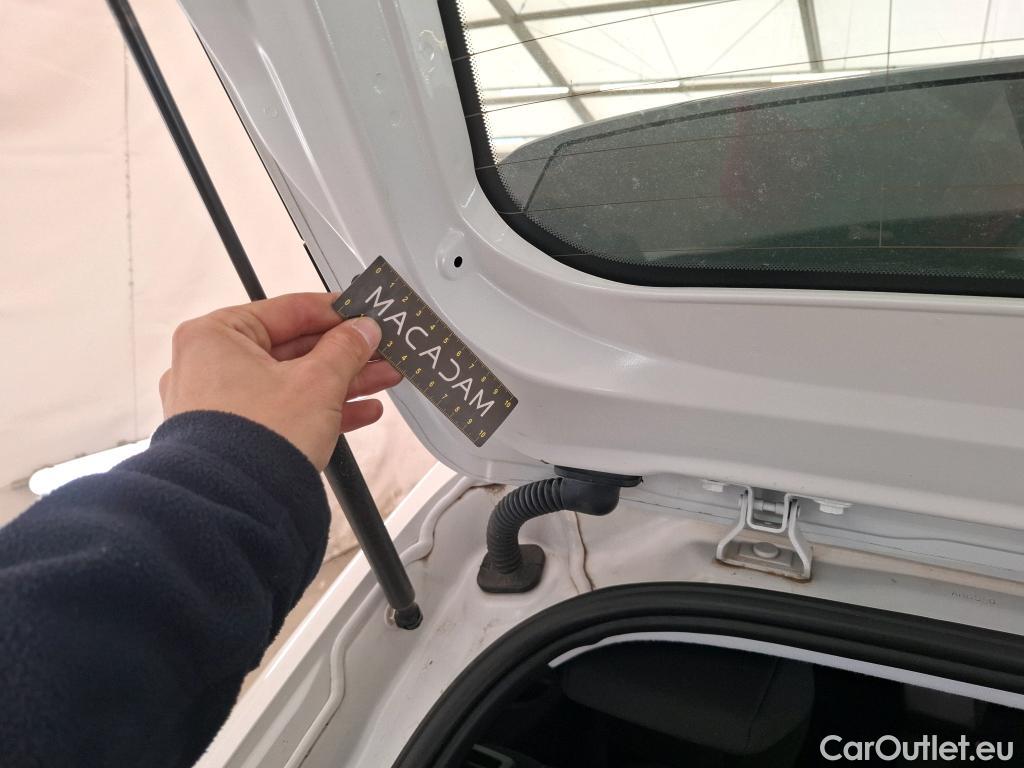  Peugeot  208  (e-) Active Business 50kWh BVA #24