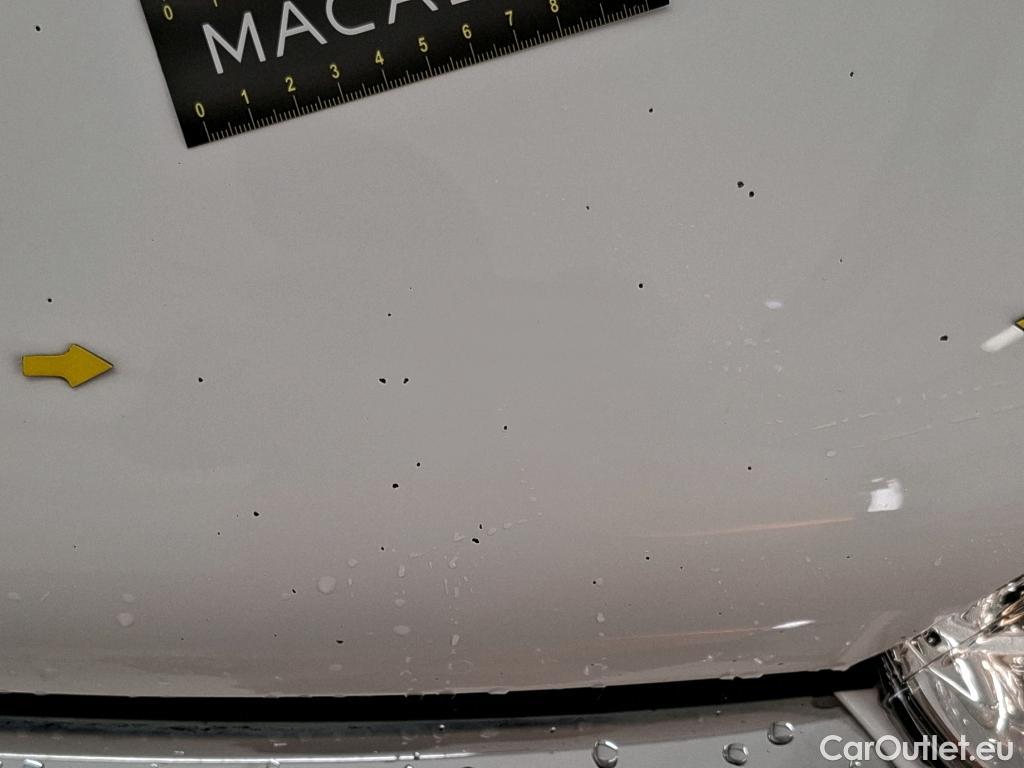  Peugeot  208  Affaire Premium 1.2 80CV BVM5 E6dT #1