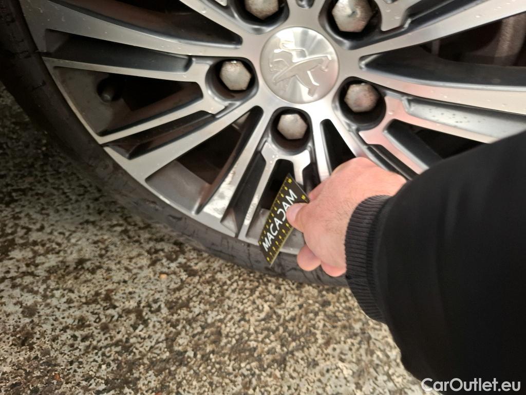  Peugeot  308  Allure Business 1.2 PureTech 130CV BVA8 E6d #22