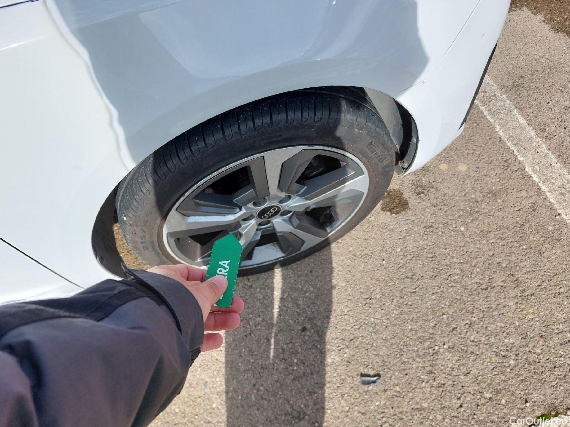  Audi  A1 Sportback AUDI A1 / 2018 / 5P / berlina con portón Sportback Advanced 30 TFSI 85kW S tronic #19