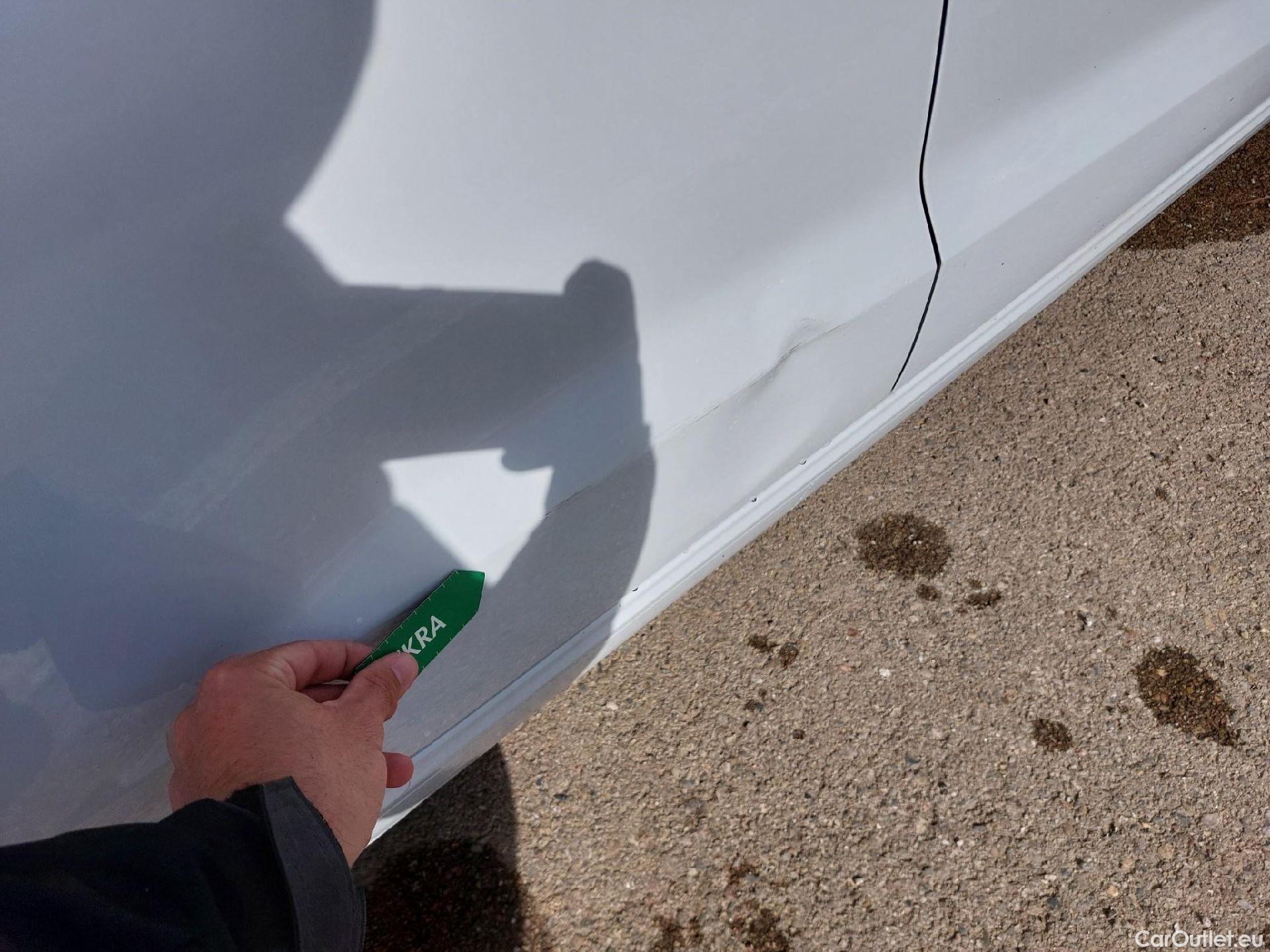  Audi  A1 Sportback AUDI A1 / 2018 / 5P / berlina con portón Sportback Advanced 30 TFSI 85kW S tronic #16