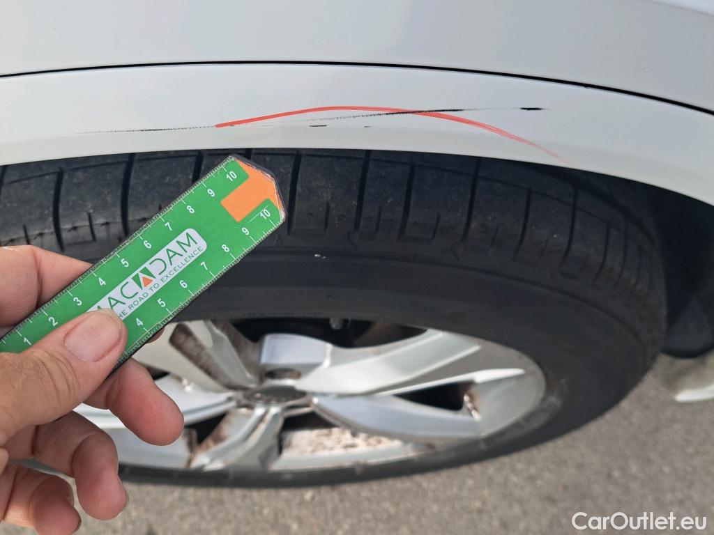  Audi  Q5 AUDI  / 2016 / 5P / todoterreno S line 35 TDI 120kW quattro S tronic (CX) #26