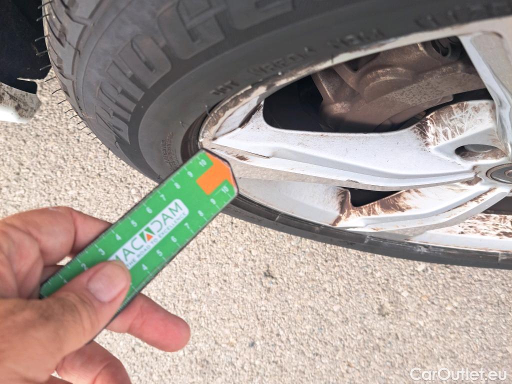  Audi  Q5 AUDI  / 2016 / 5P / todoterreno S line 35 TDI 120kW quattro S tronic (CX) #11