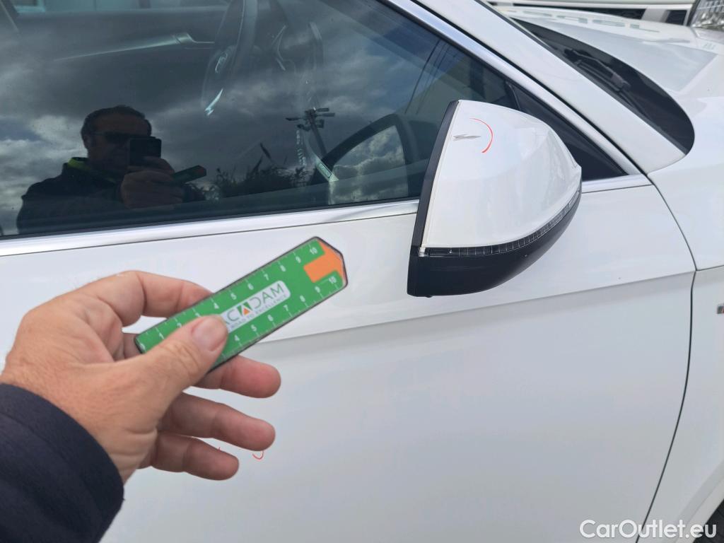  Audi  Q5 AUDI  / 2016 / 5P / todoterreno S line 35 TDI 120kW quattro S tronic (CX) #33