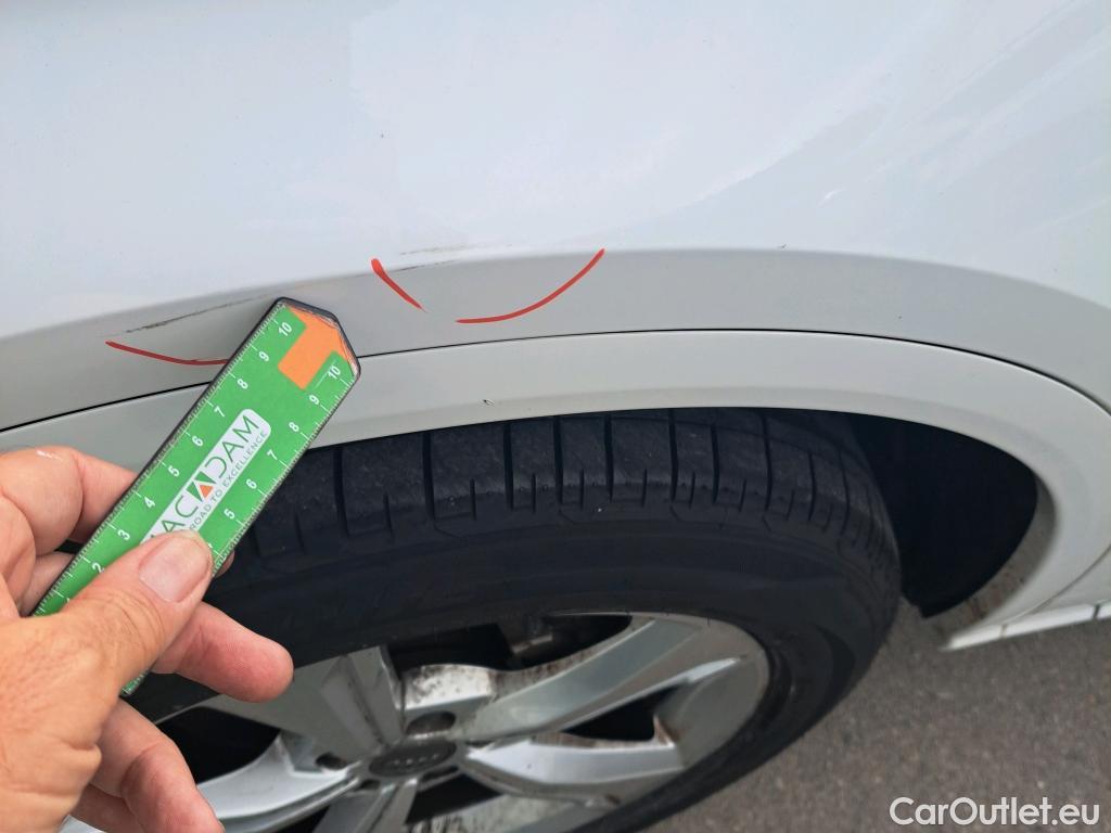  Audi  Q5 AUDI  / 2016 / 5P / todoterreno S line 35 TDI 120kW quattro S tronic (CX) #9