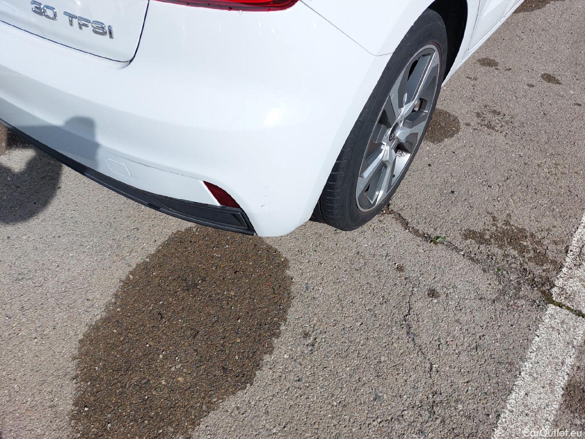  Audi  A1 Sportback AUDI A1 / 2018 / 5P / berlina con portón Sportback Advanced 30 TFSI 85kW S tronic #8