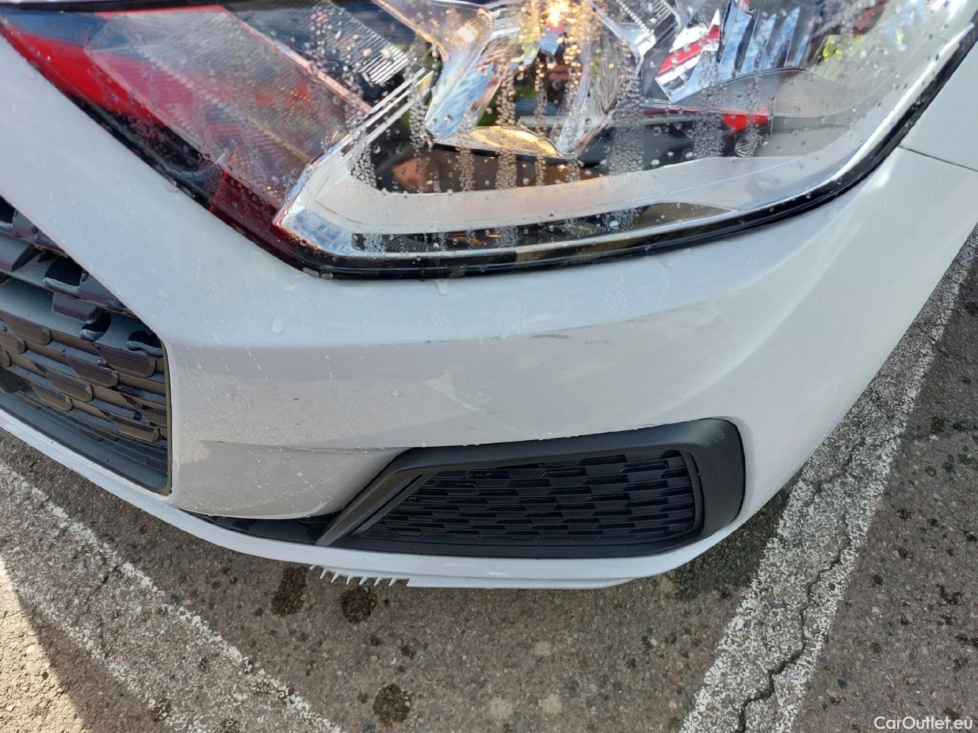  Audi  A1 Sportback AUDI A1 / 2018 / 5P / berlina con portón Sportback Advanced 30 TFSI 85kW S tronic #3