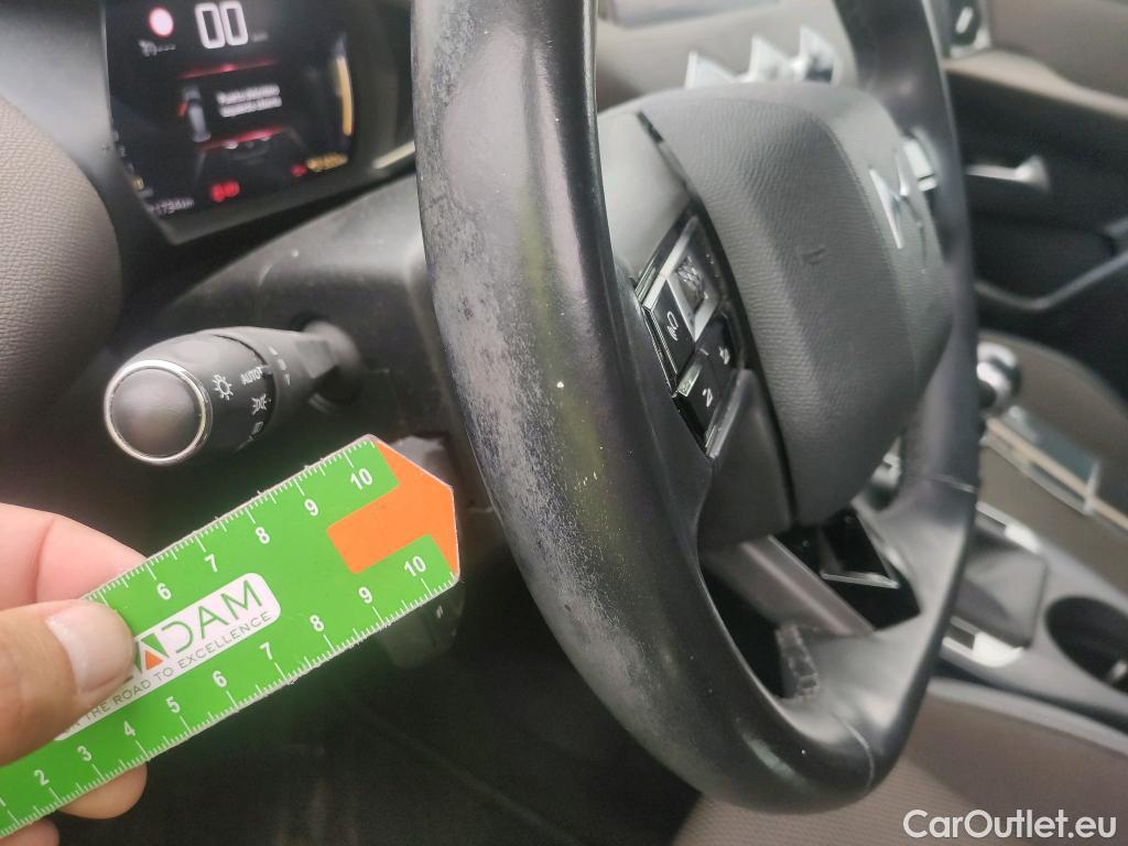  Citroen  DS3 DS DS 3 Crossback / 2018 / 5P / todoterreno PureTech 73 kW Manual SO CHIC #17