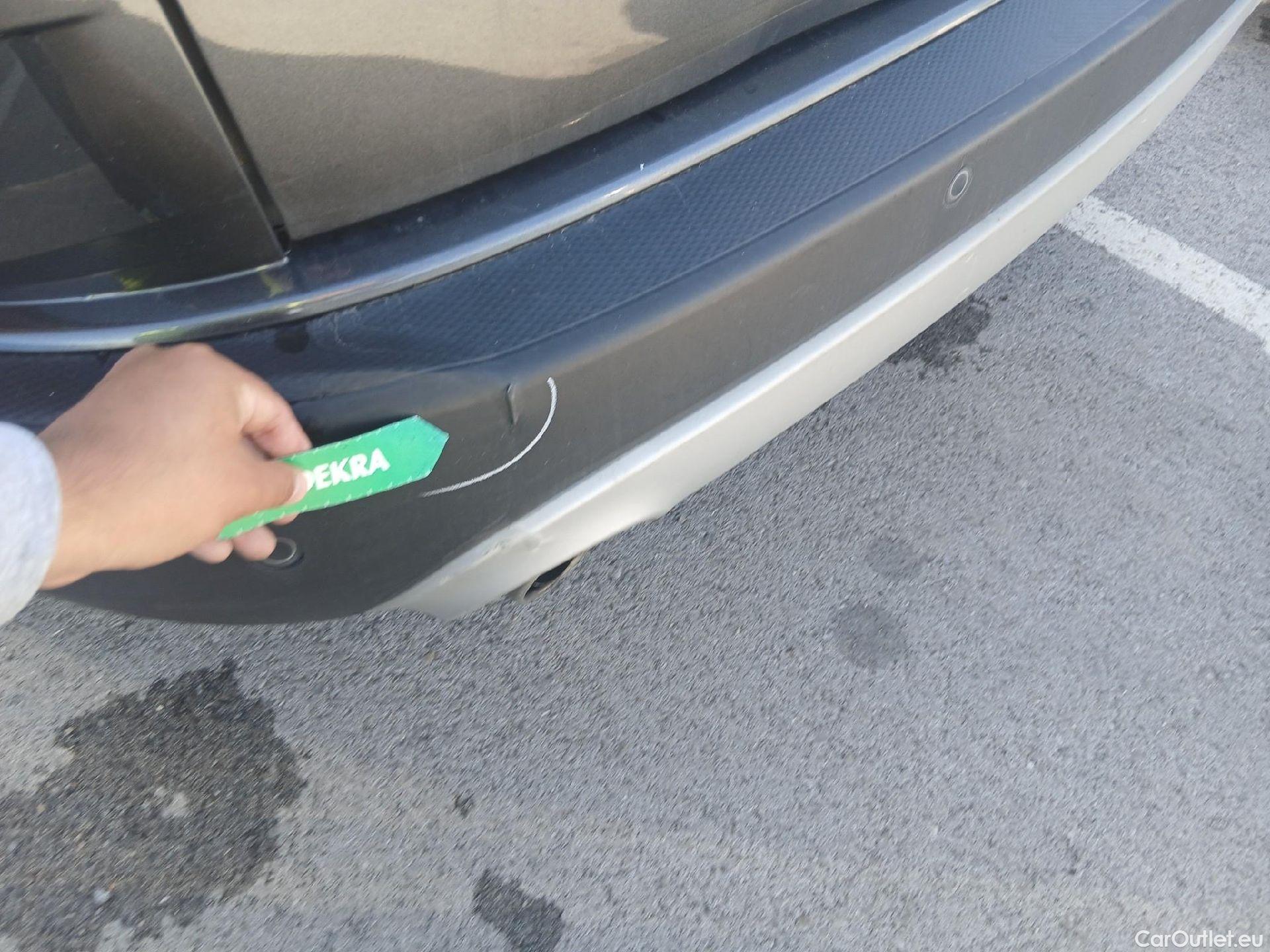  Ford  Kuga FORD  / 2019 / 5P / todoterreno Titanium 2.0 EcoBlue MHEV 110kW (150CV) #25