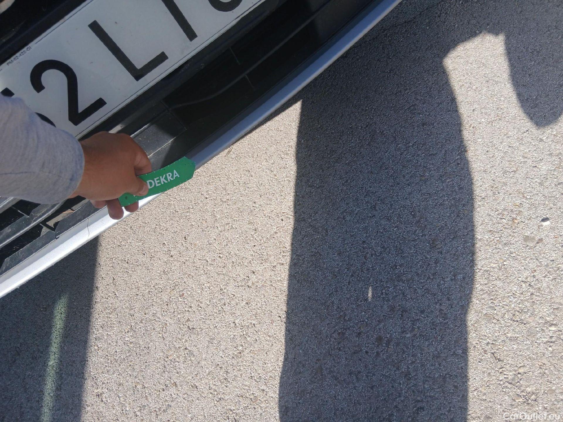  Ford  Kuga FORD  / 2019 / 5P / todoterreno Titanium 2.0 EcoBlue MHEV 110kW (150CV) #11