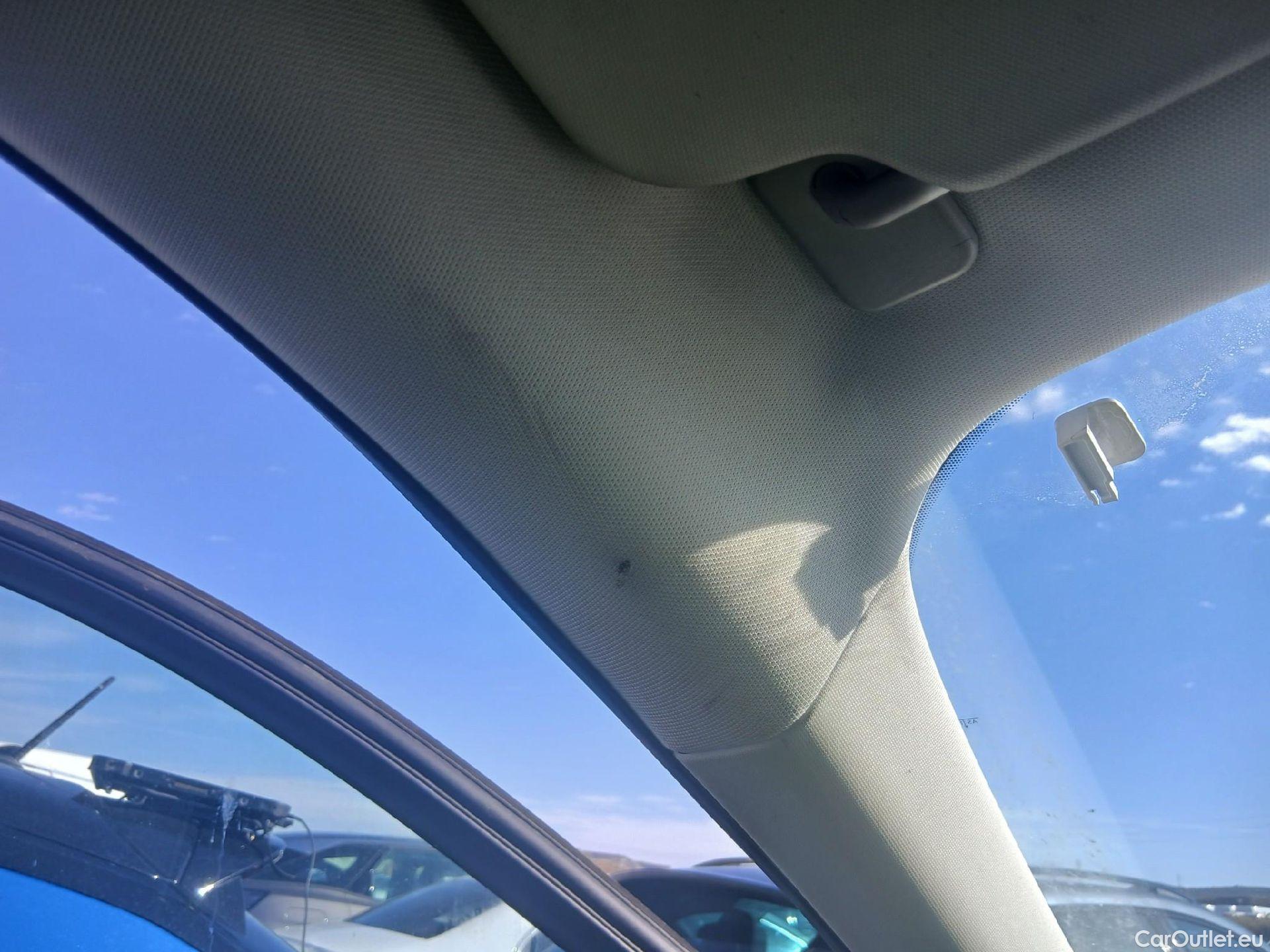  Ford  Kuga FORD  / 2019 / 5P / todoterreno Titanium 2.0 EcoBlue MHEV 110kW (150CV) #39