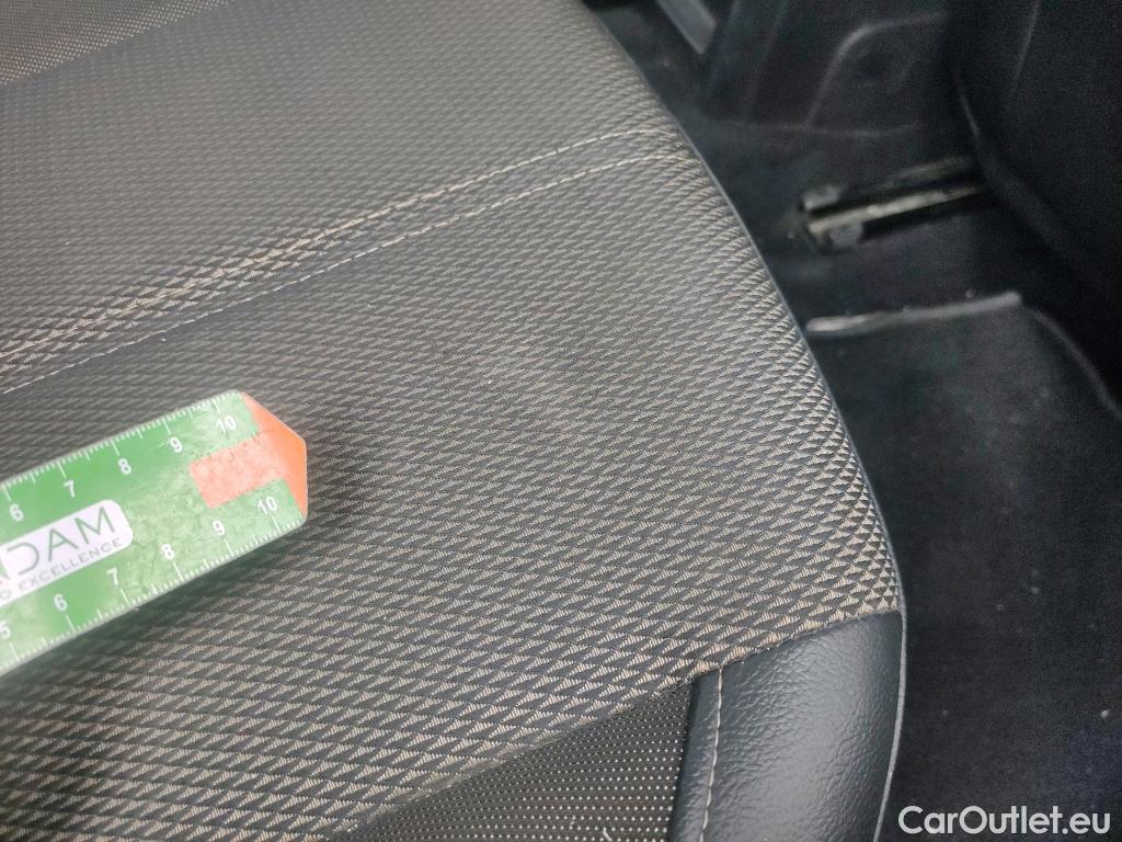  Citroen  DS3 DS DS 3 Crossback / 2018 / 5P / todoterreno PureTech 73 kW Manual SO CHIC #6