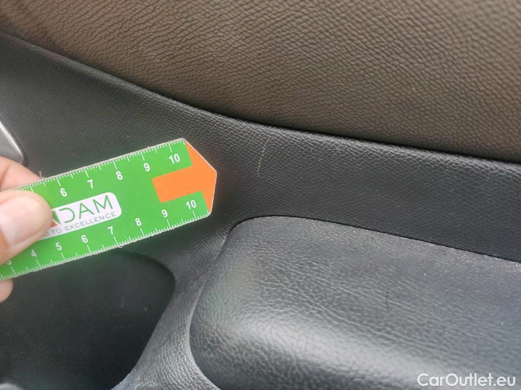  Citroen  DS3 DS DS 3 Crossback / 2018 / 5P / todoterreno PureTech 73 kW Manual SO CHIC #13