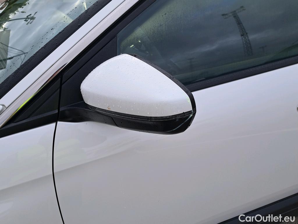  Peugeot  3008 PEUGEOT  / 2020 / 5P / todoterreno 1.5 BlueHDi 96kW (130CV) S&S Active Pack #47