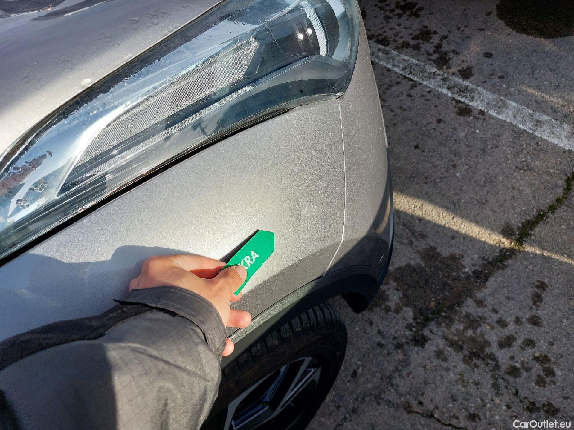  Toyota  C-HR TOYOTA  / 2016 / 5P / todoterreno 1.8 125H Advance (CX) #24