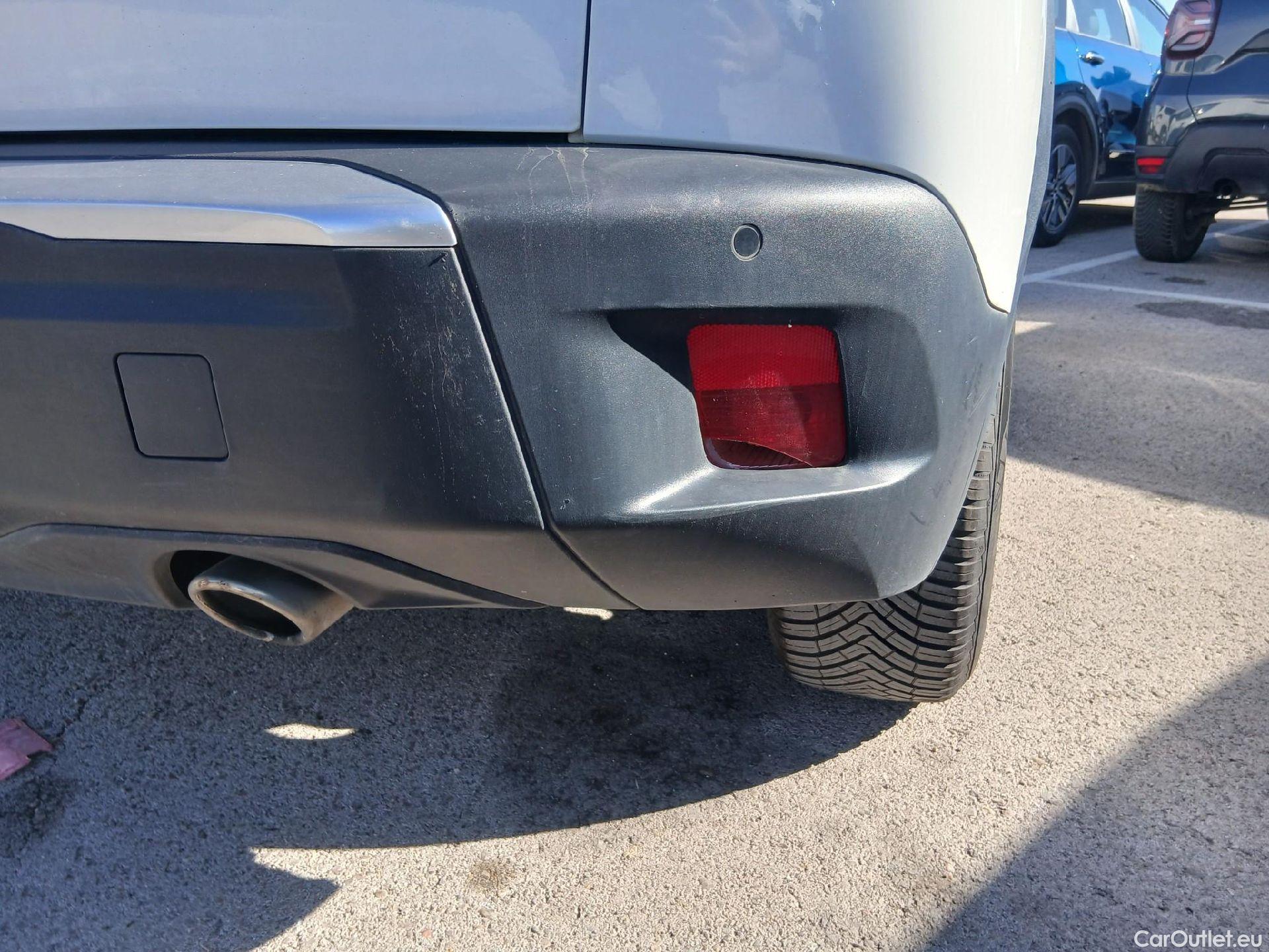  Peugeot  2008 PEUGEOT  / 2019 / 5P / todoterreno Active BlueHDI 81kW (110CV) #20