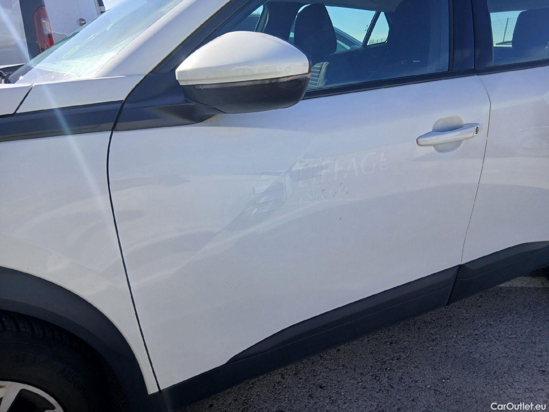  Peugeot  2008 PEUGEOT  / 2019 / 5P / todoterreno Active BlueHDI 81kW (110CV) #11