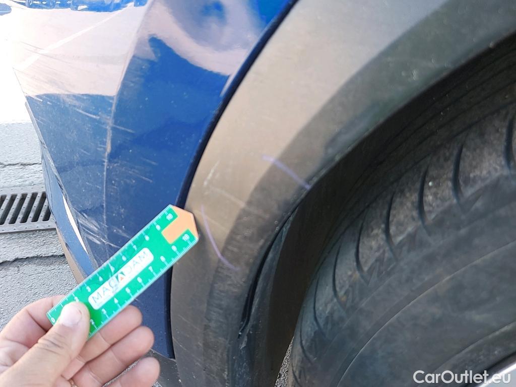  Renault  Captur RENAULT  / 2020 / 5P / todoterreno Intens TCe 90 #32