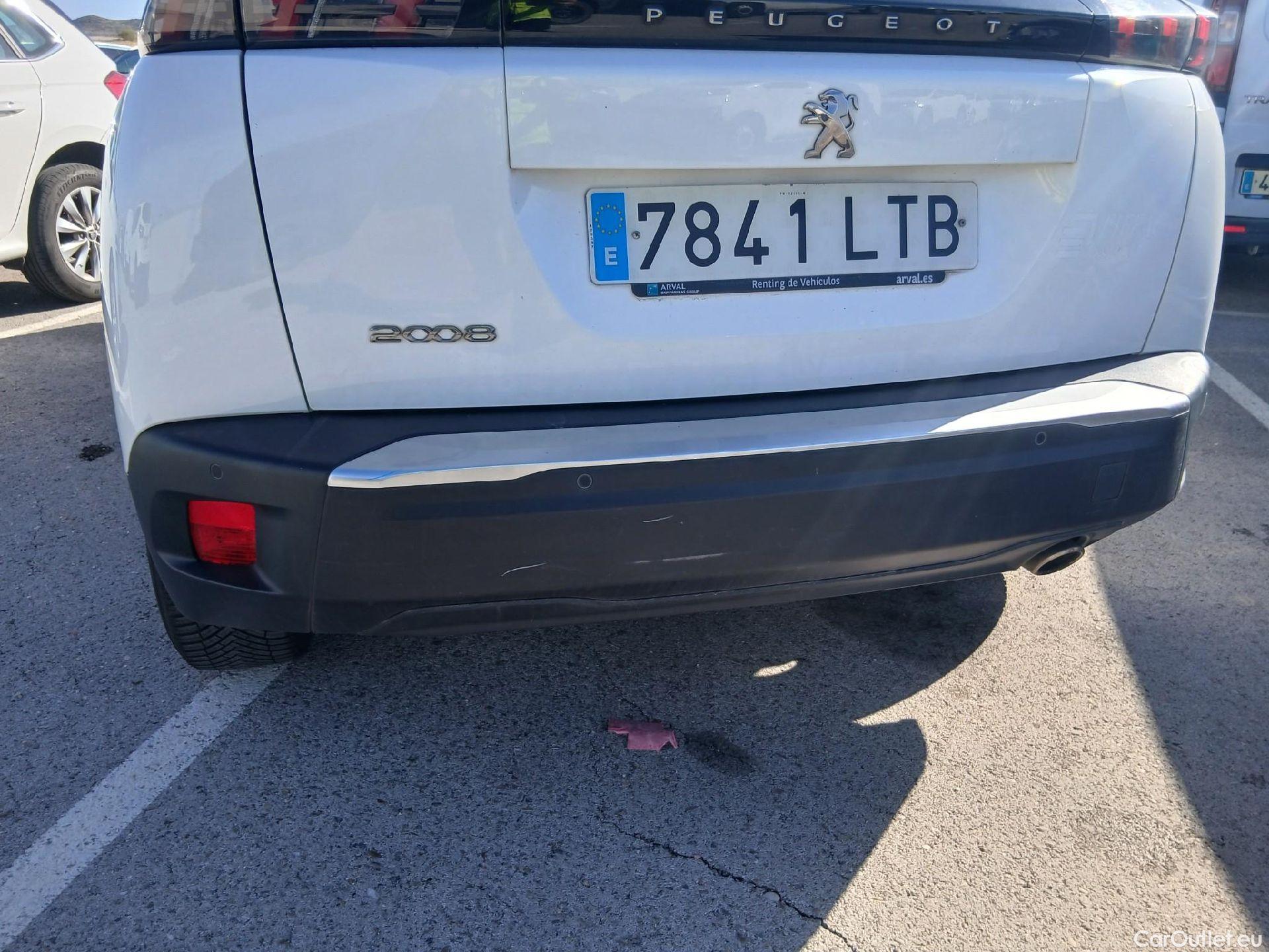  Peugeot  2008 PEUGEOT  / 2019 / 5P / todoterreno Active BlueHDI 81kW (110CV) #17