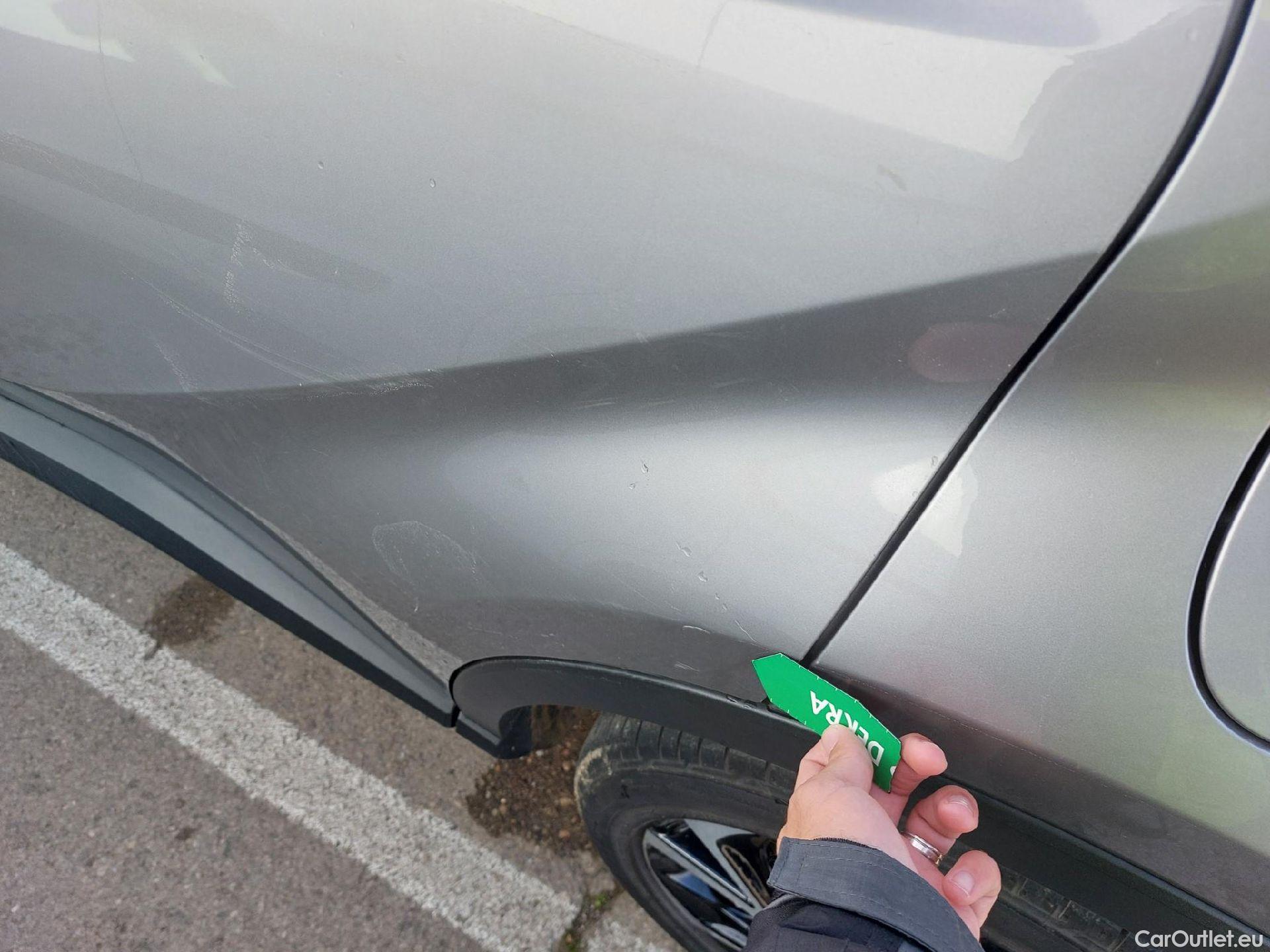  Toyota  C-HR TOYOTA  / 2016 / 5P / todoterreno 1.8 125H Advance (CX) #9