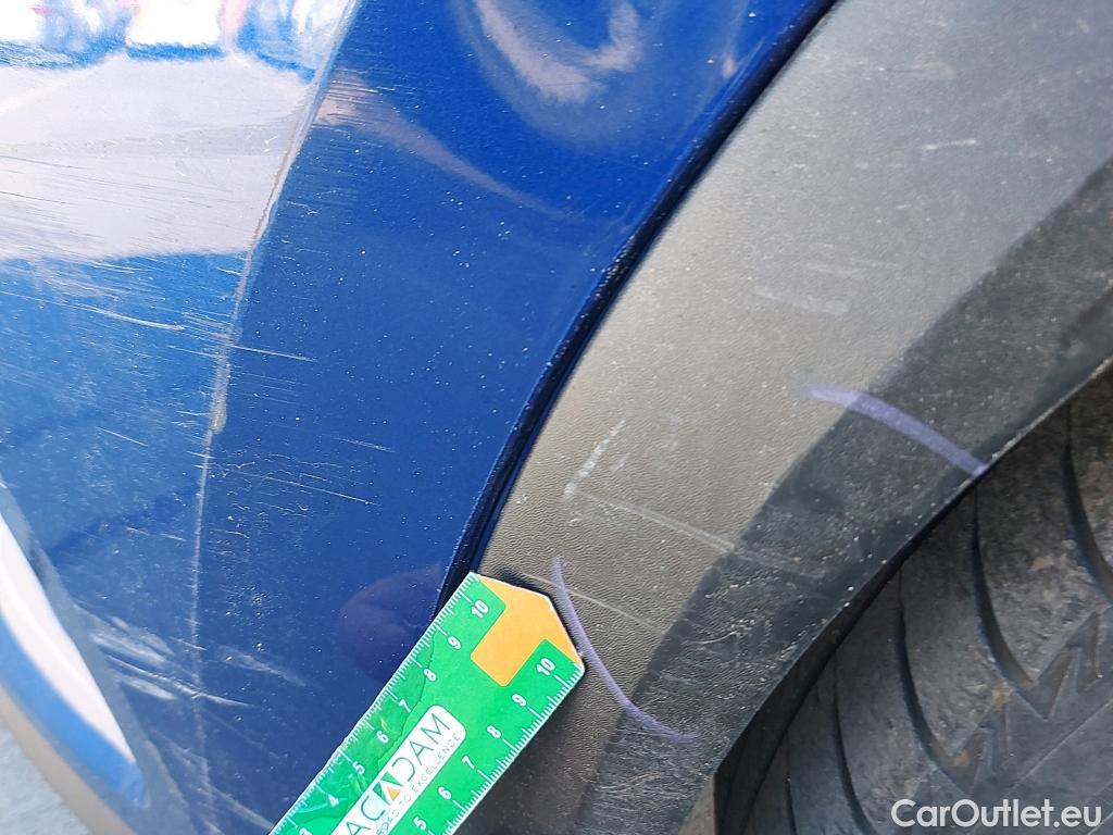  Renault  Captur RENAULT  / 2020 / 5P / todoterreno Intens TCe 90 #33