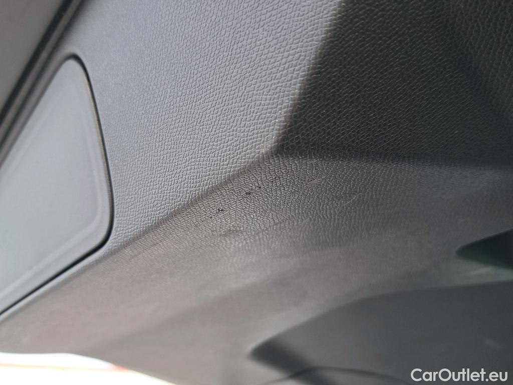  Peugeot  3008 PEUGEOT  / 2020 / 5P / todoterreno 1.5 BlueHDi 96kW (130CV) S&S Active Pack #27