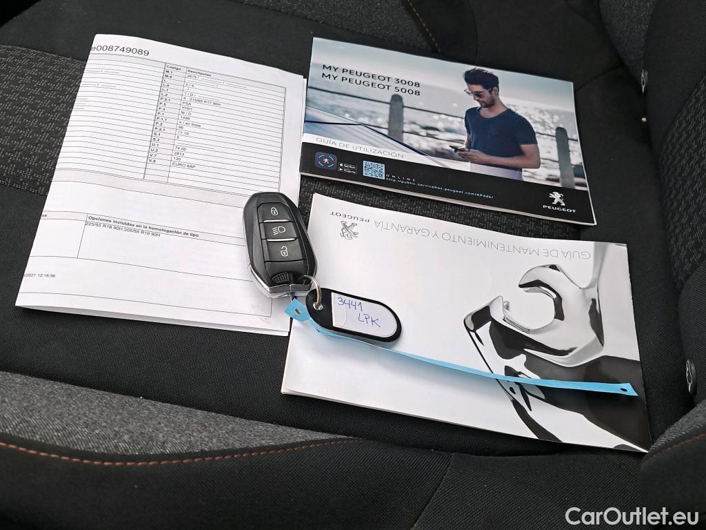  Peugeot  3008 PEUGEOT  / 2020 / 5P / todoterreno 1.5 BlueHDi 96kW (130CV) S&S Active Pack #25