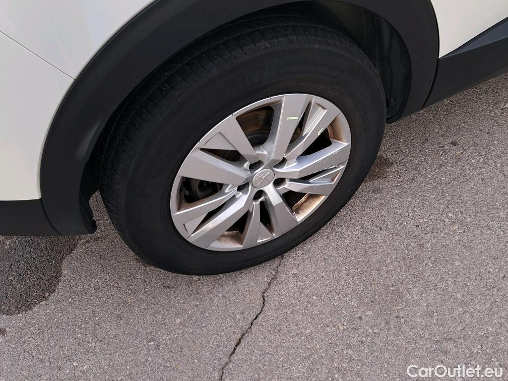  Peugeot  3008 PEUGEOT  / 2020 / 5P / todoterreno 1.5 BlueHDi 96kW (130CV) S&S Active Pack #18