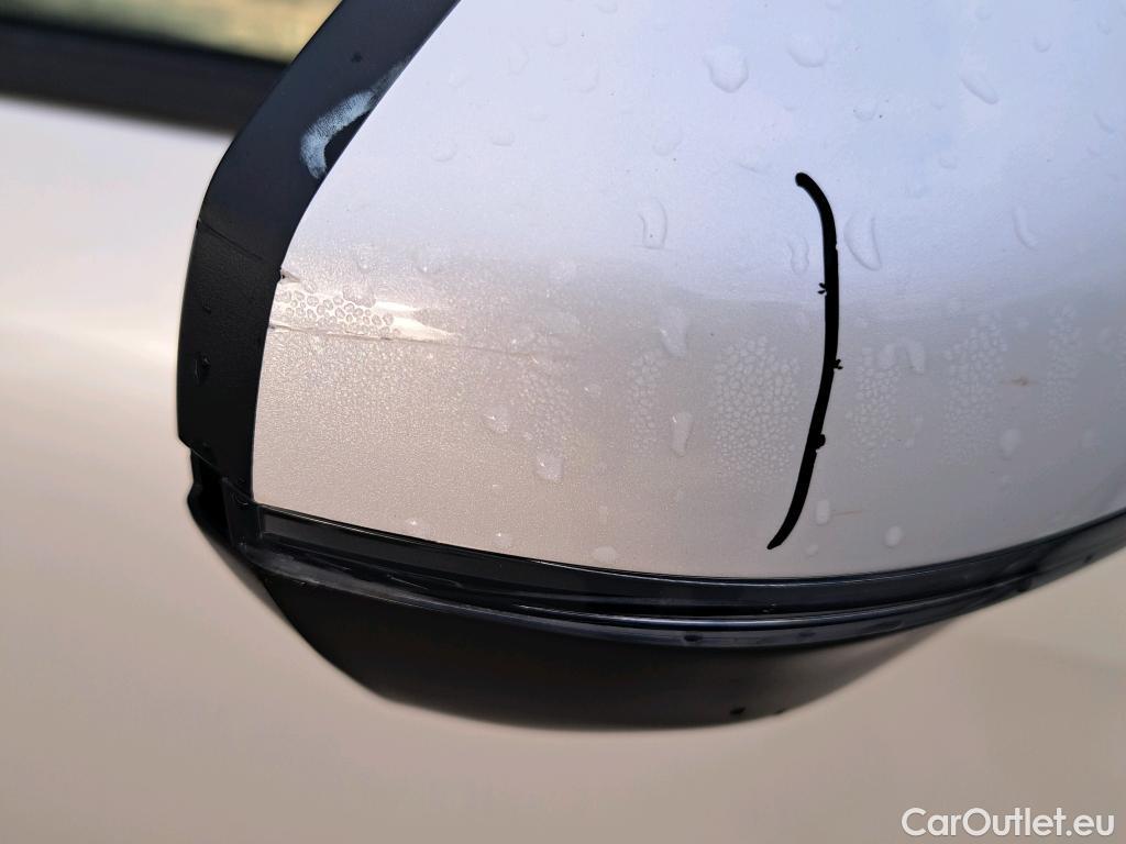  Peugeot  3008 PEUGEOT  / 2020 / 5P / todoterreno 1.5 BlueHDi 96kW (130CV) S&S Active Pack #39