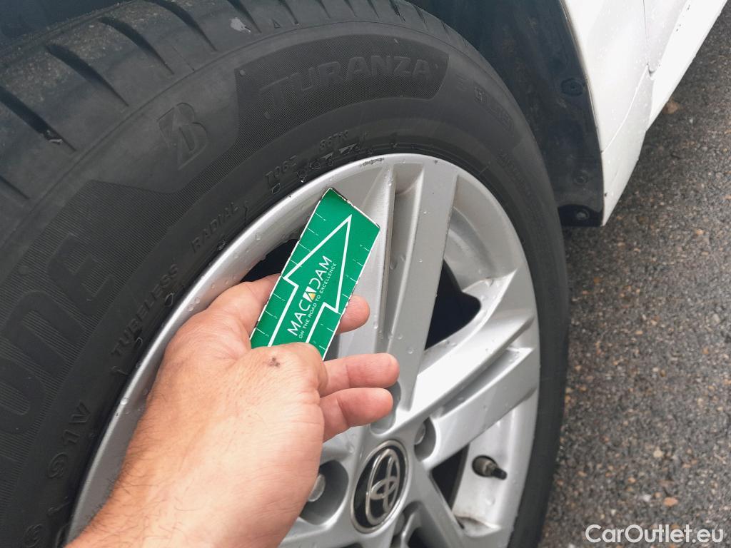  Toyota  Corolla TOYOTA  1.8 125H ACTIVE TECH E-CVT #6