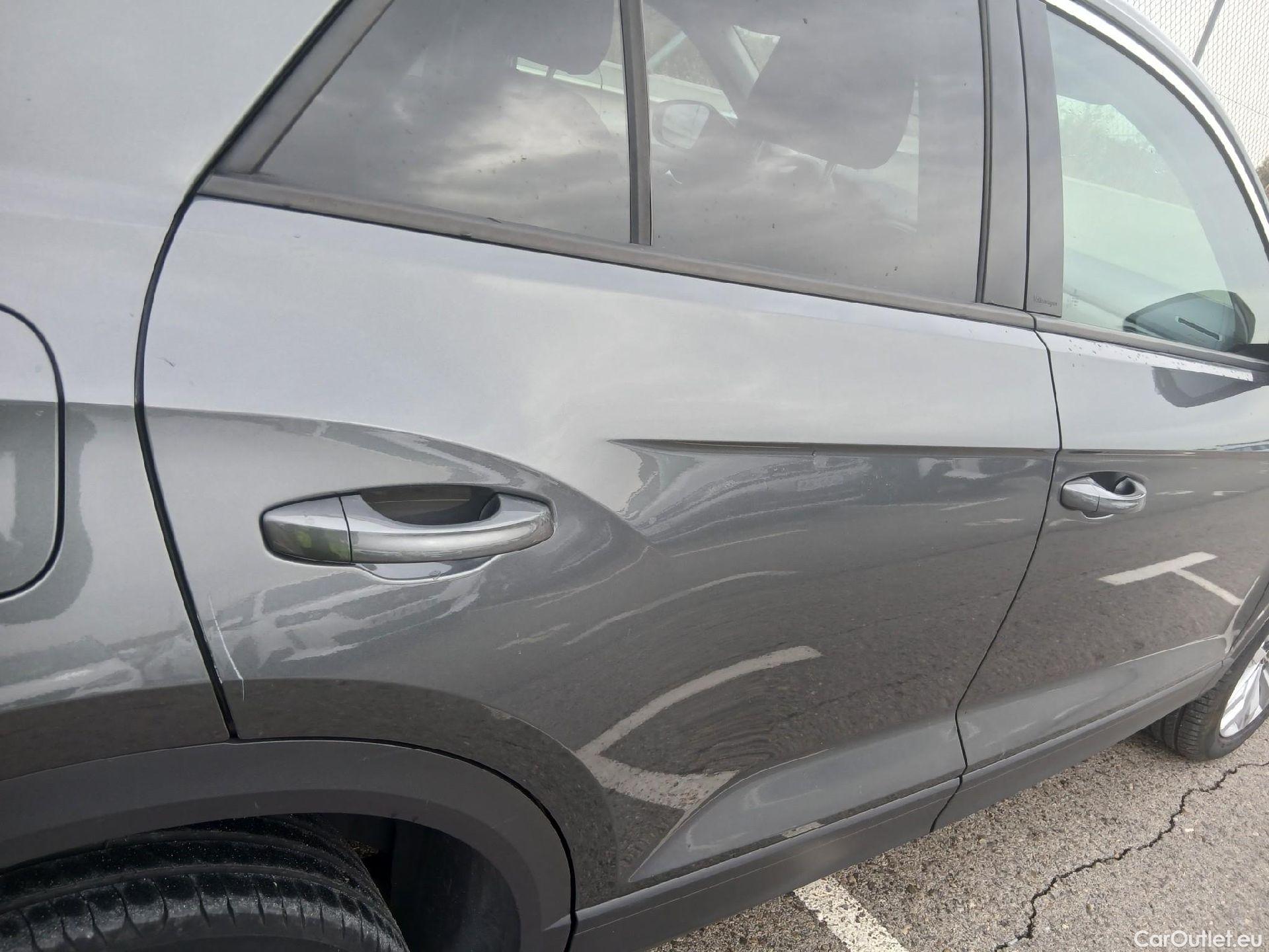  Volkswagen  T-ROC VOLKSWAGEN  / 2017 / 5P / todoterreno Advance 2.0 TDI 110kW (150CV) DSG (AC2) #24