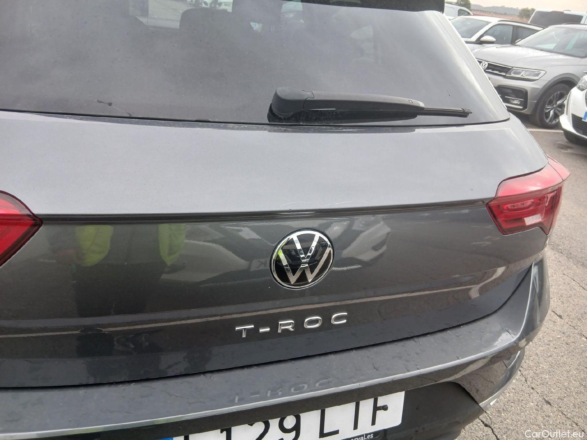  Volkswagen  T-ROC VOLKSWAGEN  / 2017 / 5P / todoterreno Advance 2.0 TDI 110kW (150CV) DSG (AC2) #23