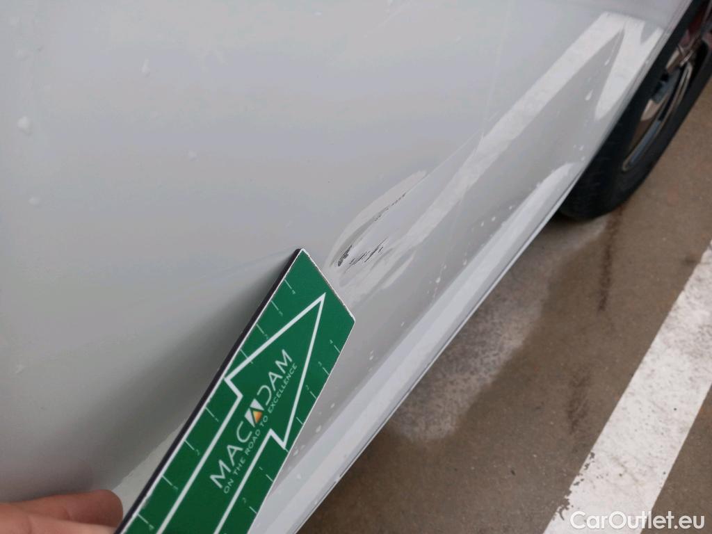  Volkswagen  Polo VOLKSWAGEN  / 2021 / 5P / berlina con portón Life 1.0 TSI 70kW (95CV) #1