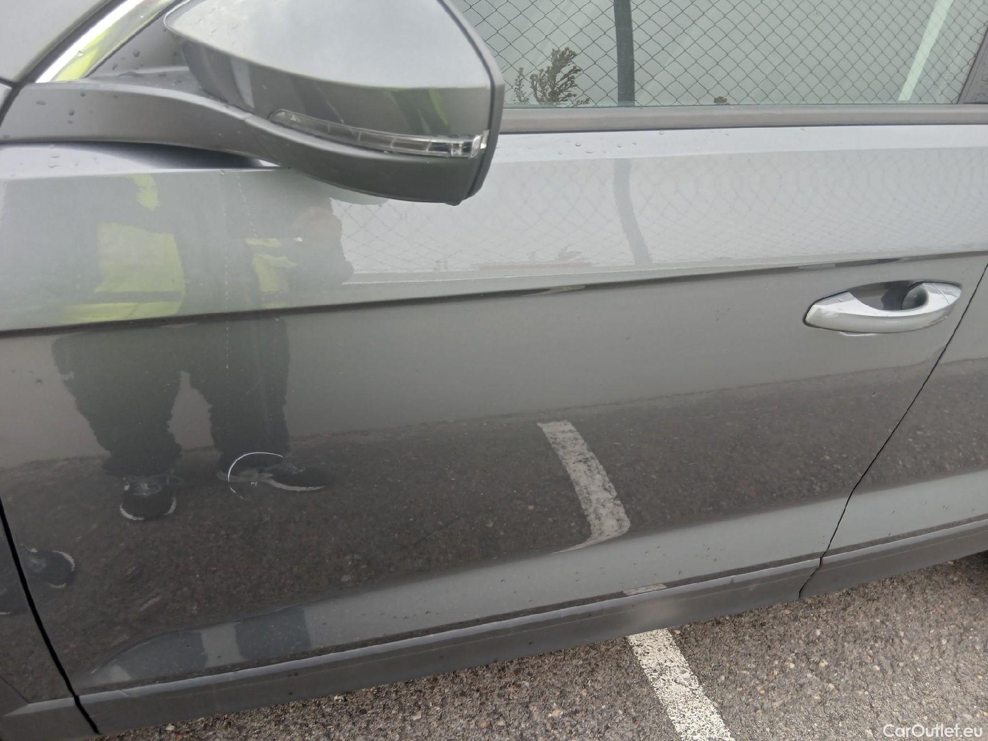  Volkswagen  T-ROC VOLKSWAGEN  / 2017 / 5P / todoterreno Advance 2.0 TDI 110kW (150CV) DSG (AC2) #16