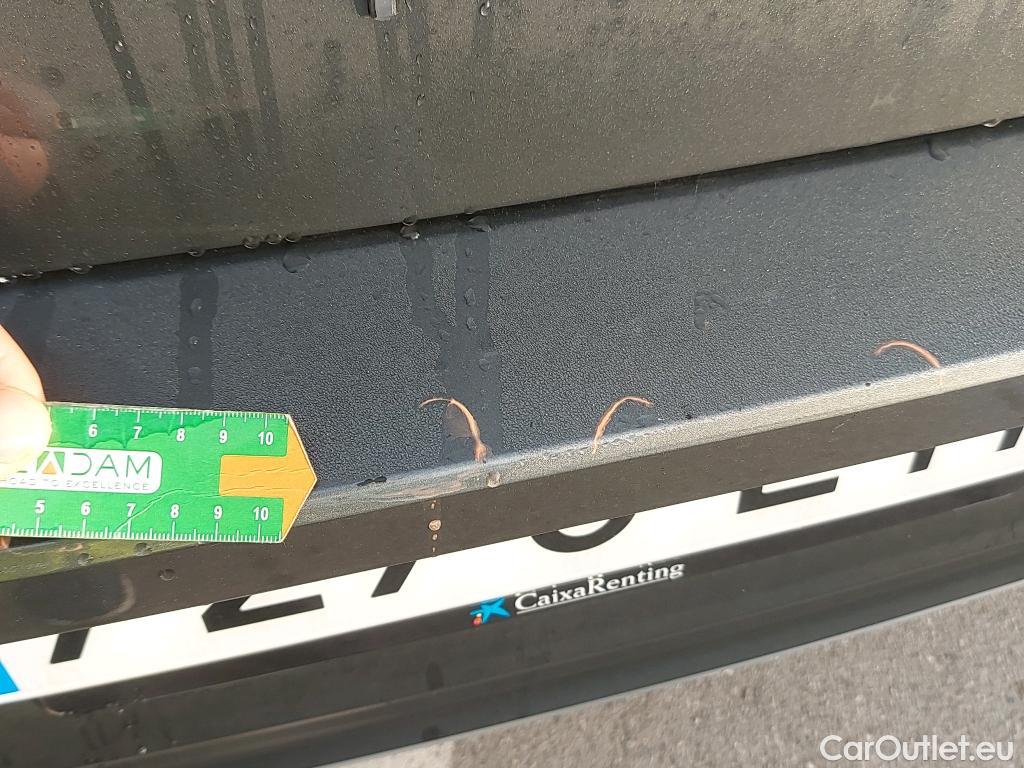  Volkswagen  T-ROC VOLKSWAGEN  / 2017 / 5P / todoterreno Advance 2.0 TDI 110kW (150CV) DSG (AC2) #4