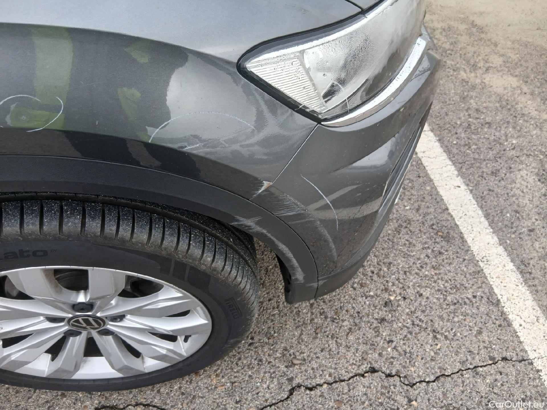  Volkswagen  T-ROC VOLKSWAGEN  / 2017 / 5P / todoterreno Advance 2.0 TDI 110kW (150CV) DSG (AC2) #29