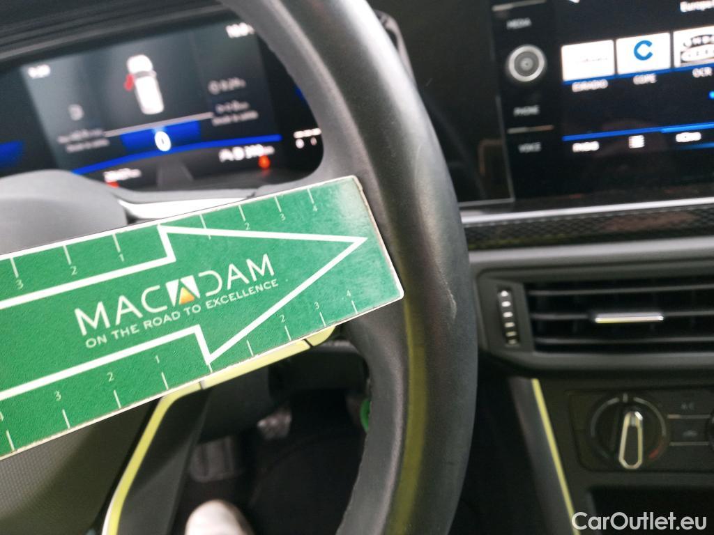  Volkswagen  Polo VOLKSWAGEN  / 2021 / 5P / berlina con portón Life 1.0 TSI 70kW (95CV) #7