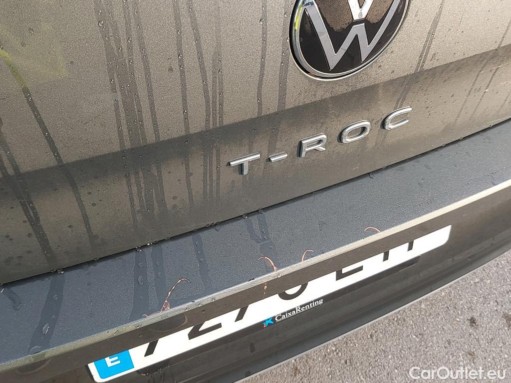  Volkswagen  T-ROC VOLKSWAGEN  / 2017 / 5P / todoterreno Advance 2.0 TDI 110kW (150CV) DSG (AC2) #3