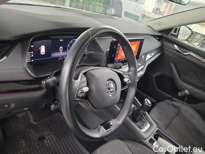  Skoda  Octavia  Combi (NX3)(2020) Oct.Combi 1.0TSI 81 Style #4