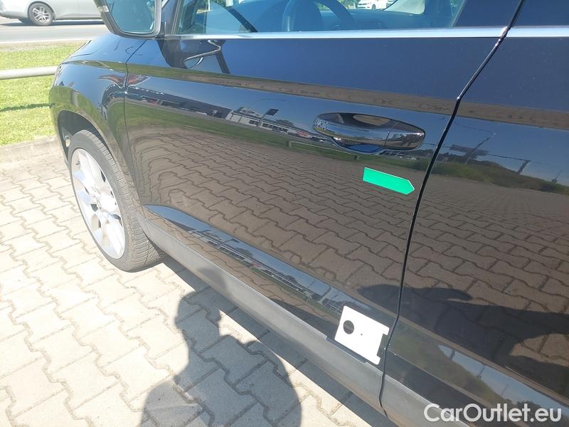  Skoda  Karoq  (NU)(2017->)  1.5TSI 110 ACT Style AT #12