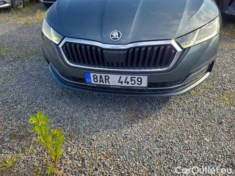 Skoda  Octavia  Combi (NX3)(2020) Oct.Combi 2.0TDI 110 Style AT #2