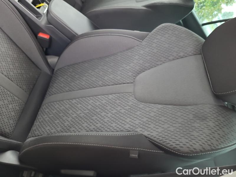  Skoda  Octavia  Combi (NX3)(2020) Oct.Combi 1.0TSI 81 Style #6