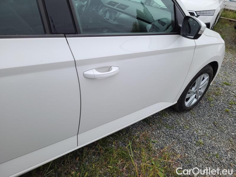  Skoda  Fabia  Combi (2015)  Com 1.0TSI 81 Style #17