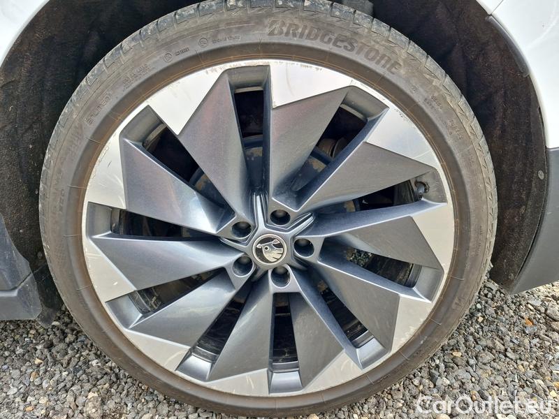  Skoda  ENYAQ  (5AZ) (2020)  82kWh 80x Loft AT 5d #12